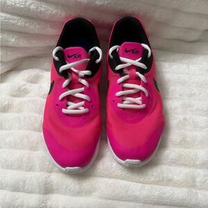 Nike Air Max Oketo women’s running shoe